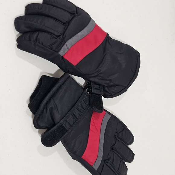 3M Thinsulate Black Insulated Gloves - Picture 1 of 2